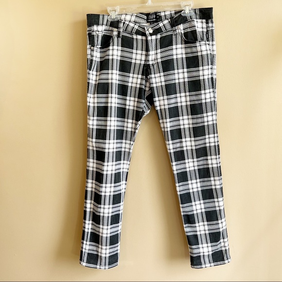 Tripp nyc Pants - Tripp NYC Black & White Plaid Skinny Pants Size 13
